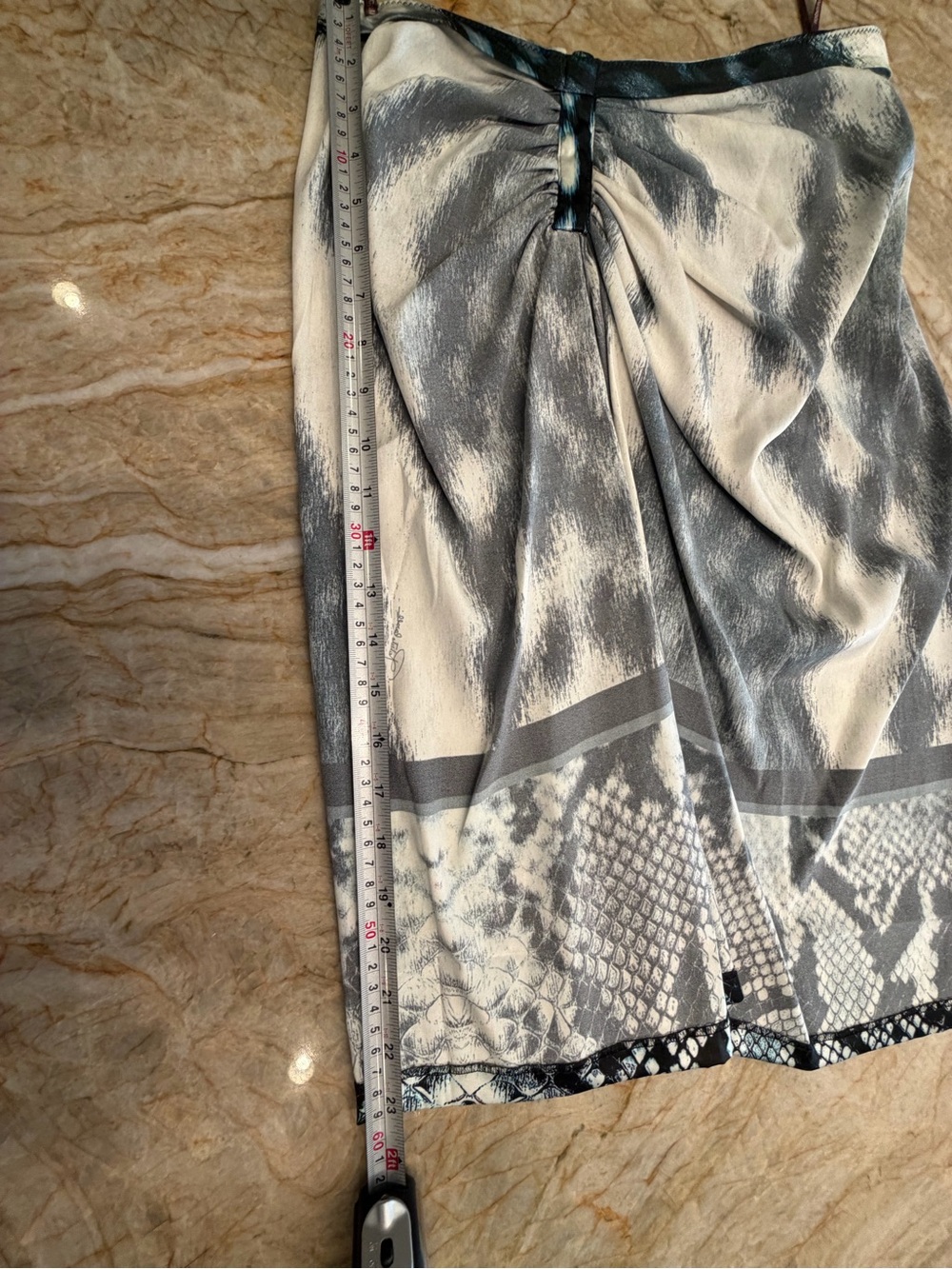 Roberto Cavalli Black Blue Printed skirt - Picture 10 of 11